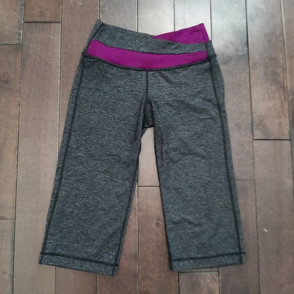 Lululemon Astro Crop Static Charcoal Potion Purple